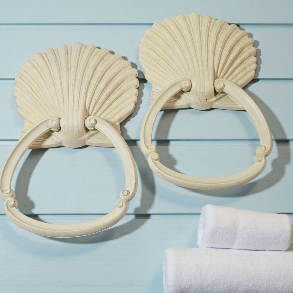 Vintage 1977 HOMCO Sea Shell Towel Ring Holder Syroco Style Beach Ocean Nautical